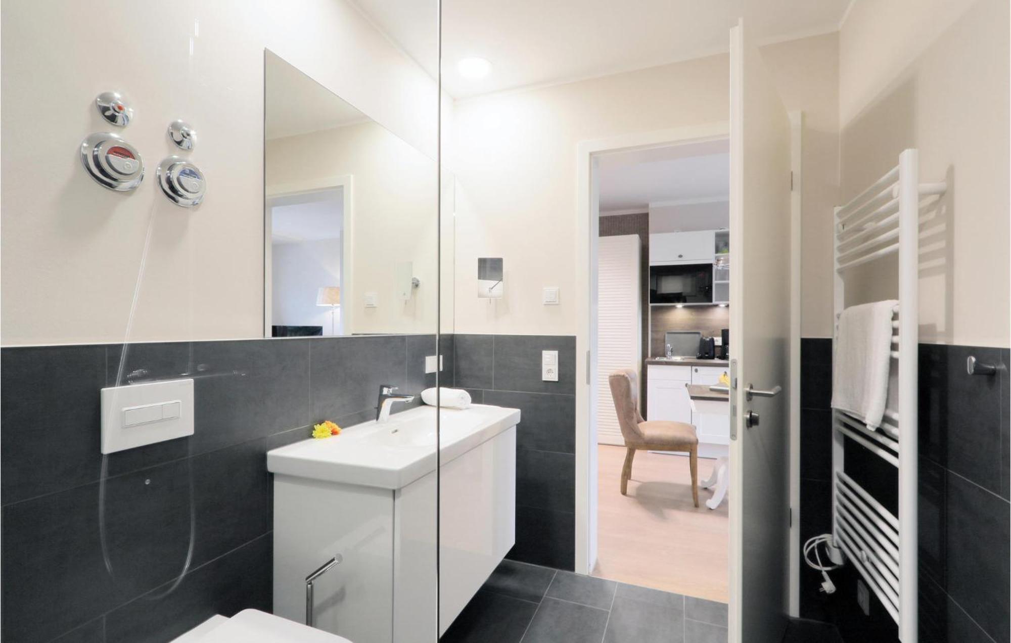 Baltischer Hof Apartment 49 บอลเทินฮาเกิน ภายนอก รูปภาพ