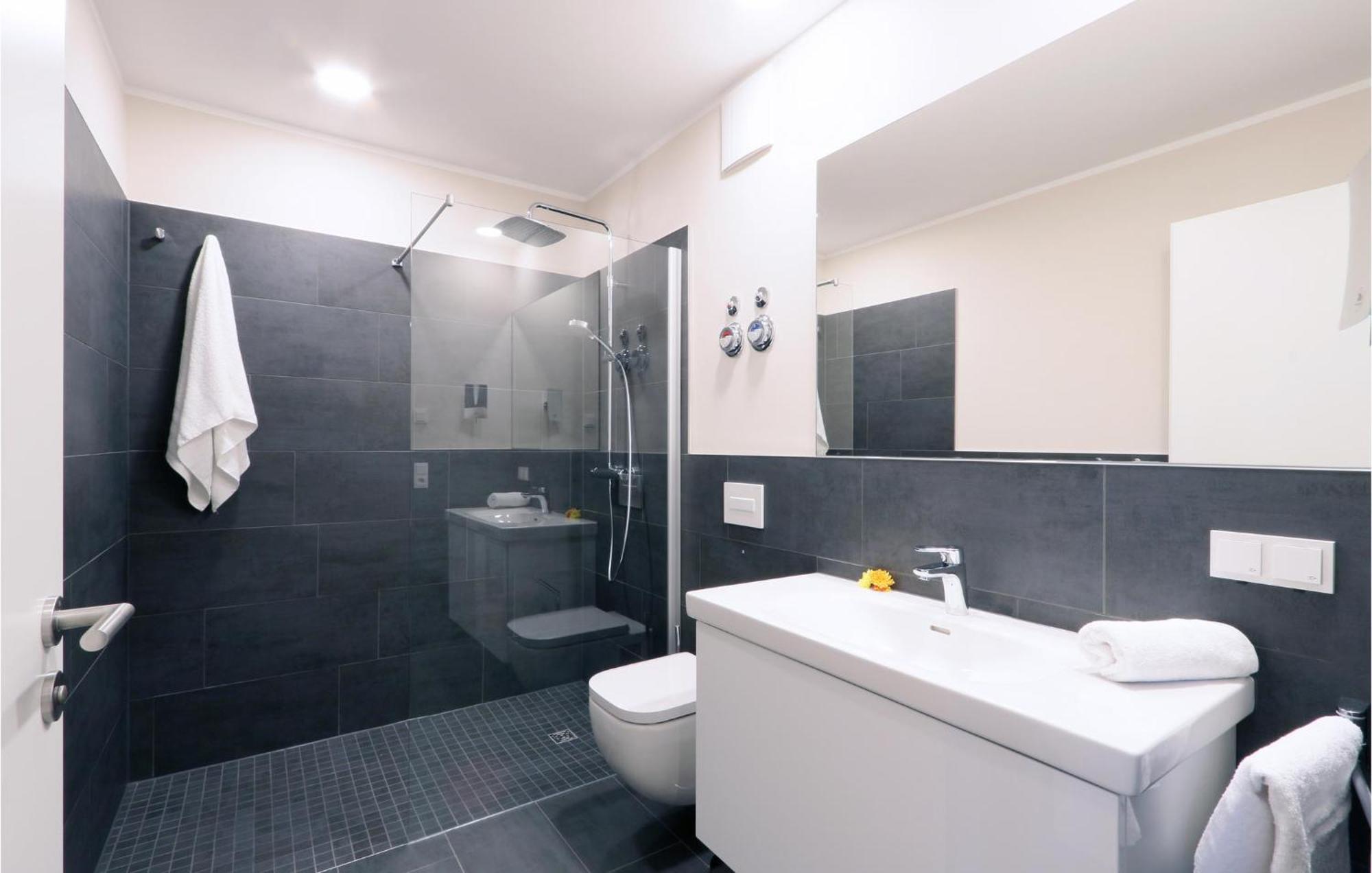 Baltischer Hof Apartment 49 บอลเทินฮาเกิน ภายนอก รูปภาพ